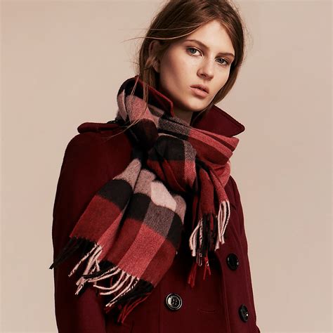 burberry cashmere scarf classic|burberry cashmere scarf for women.